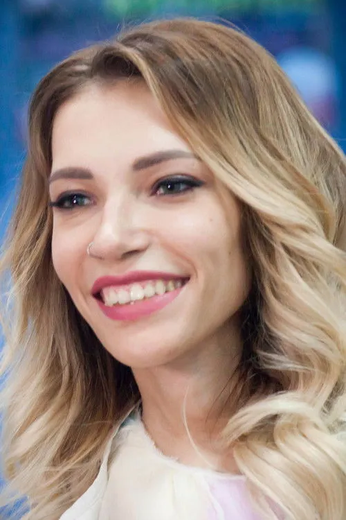 Julia Samoylova interpretando a Veronika