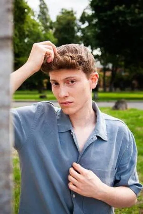 Makir Ahmed ha trabajado con Julian Mannebach en 1 ocasiones