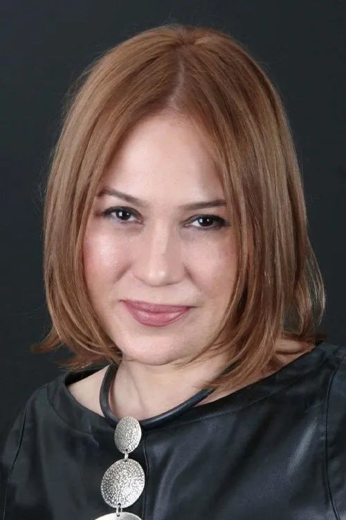 Deniz Deha Lostar ha trabajado con Jülide Kural en 1 ocasiones