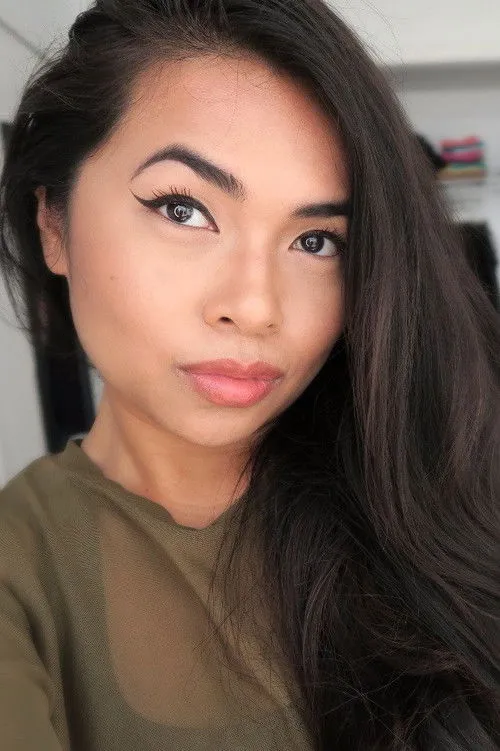 Curtis Fletcher ha trabajado con Julie Abcede en 1 ocasiones