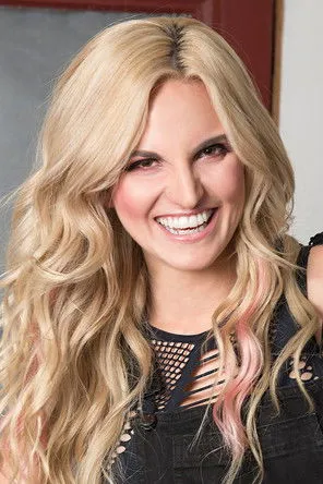 Julie Lefebvre en su biografía y filmografía