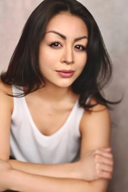 Gillian Bevan ha trabajado con Julie Yammanee en 1 ocasiones