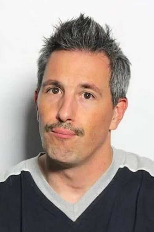 Julien Ménielle en su biografía y filmografía