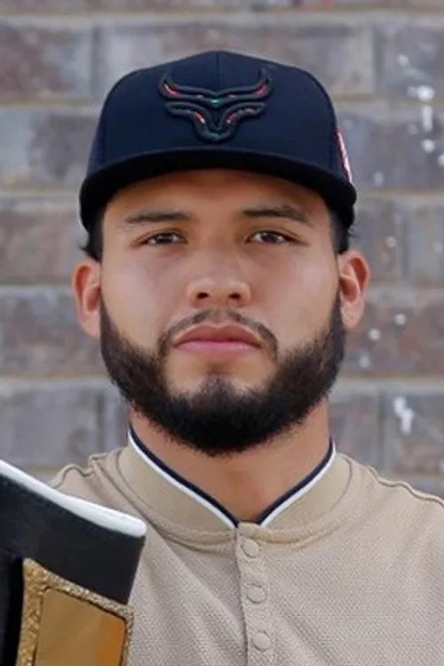 Roberto Valenzuela Jr ha trabajado con Julio Luna Avila en 1 ocasiones