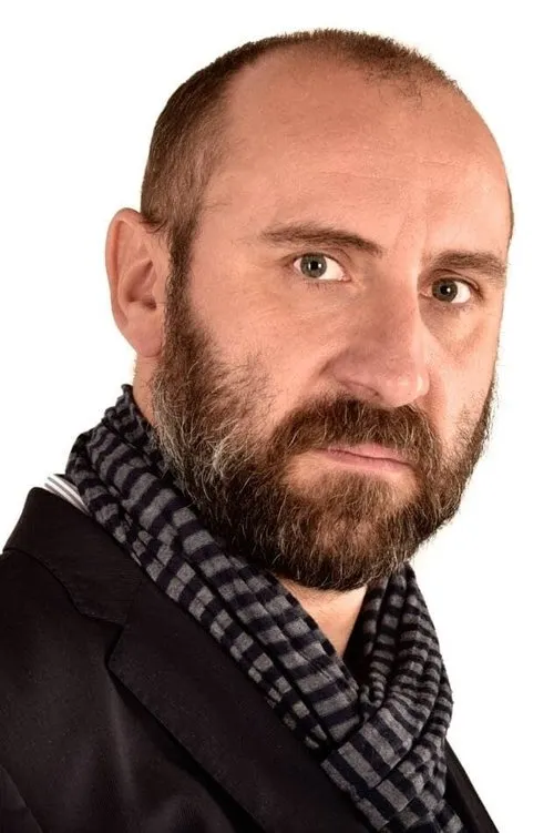 Julio Mardelo en su biografía y filmografía