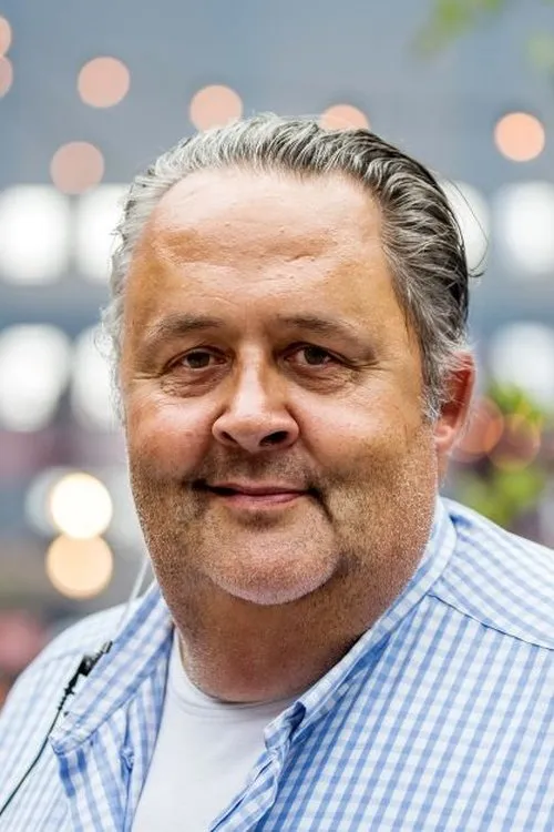 Peter van Bokhorst ha trabajado con Julius Jaspers en 1 ocasiones