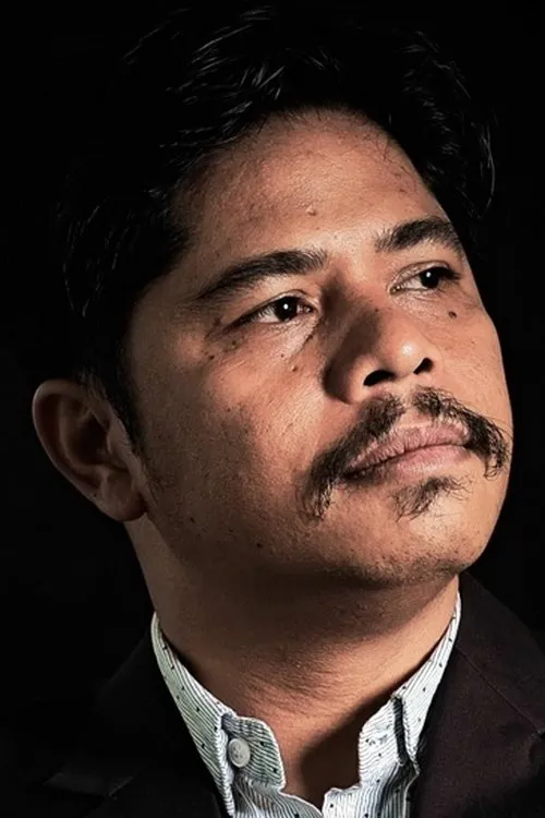 Jun Sabayton interpretando a Mang Johnny (segment