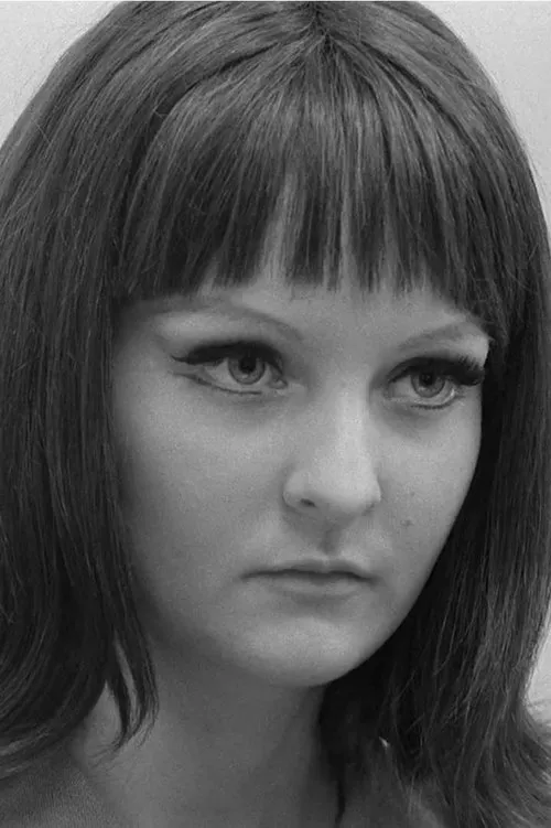 Dawn Bennett ha trabajado con June Roberts en 2 ocasiones