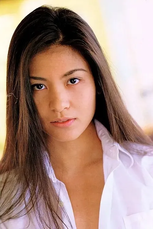 Junko Asanuma interpretando a (segment 