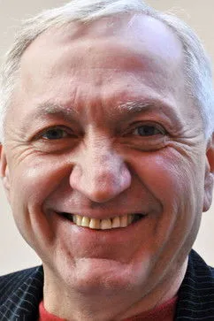 Juozas Marcinkevičius interpretando a