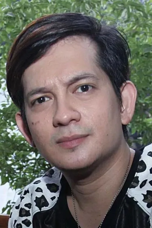 Jupiter Fortissimo interpretando a 