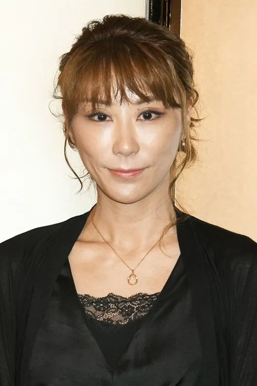 Ronnie Yoshiko Fujiyama ha trabajado con Juri Manase en 3 ocasiones