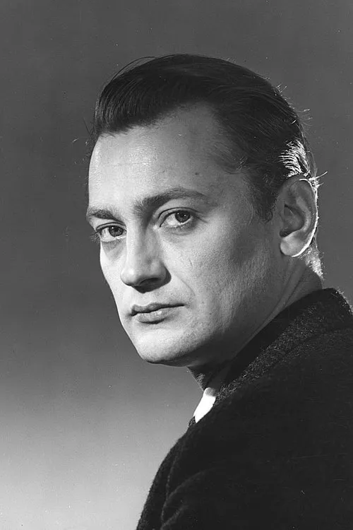 Jussi Jurkka interpretando a Arttu Junkkeri