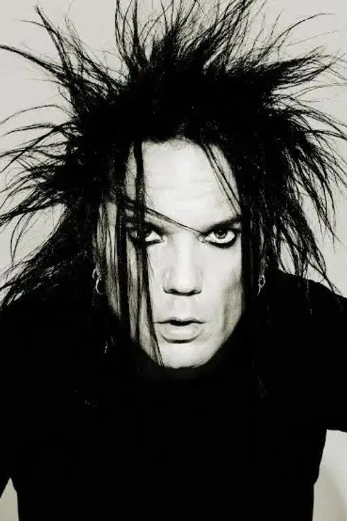 Jussi69 interpretando a Himself