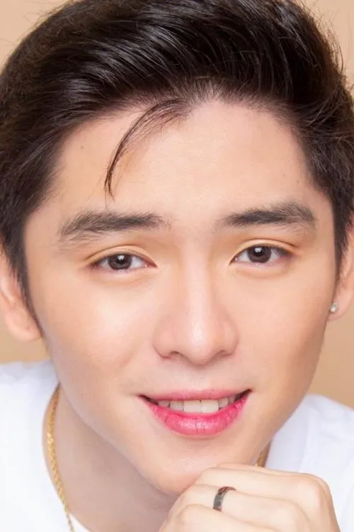 Justin MC interpretando a Joshua