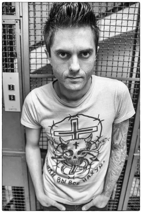 Lucy Pedrero ha trabajado con Justin Pearson en 1 ocasiones