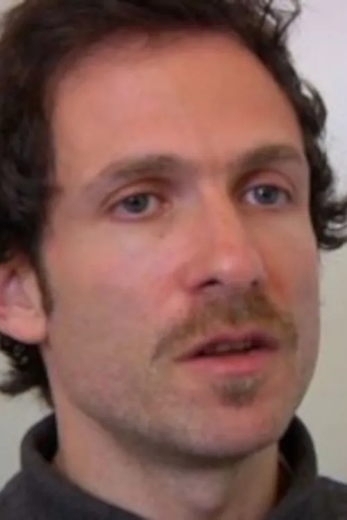 Moshé Machover ha trabajado con Justin Schlosberg en 1 ocasiones