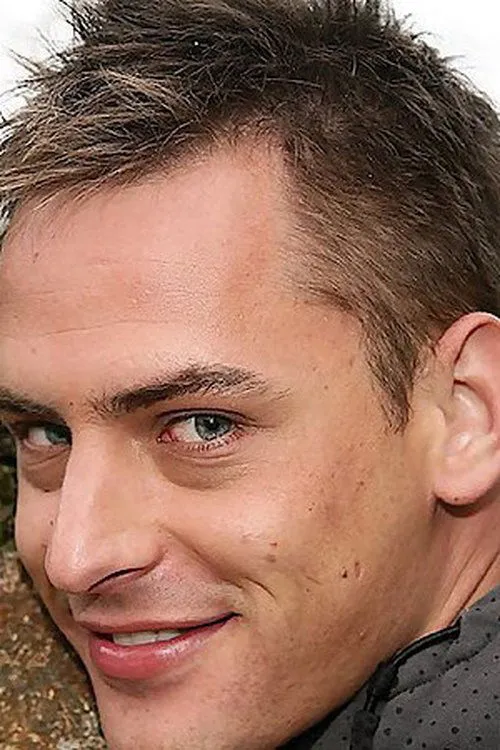 Angel Jones ha trabajado con Justin Wilde en 1 ocasiones