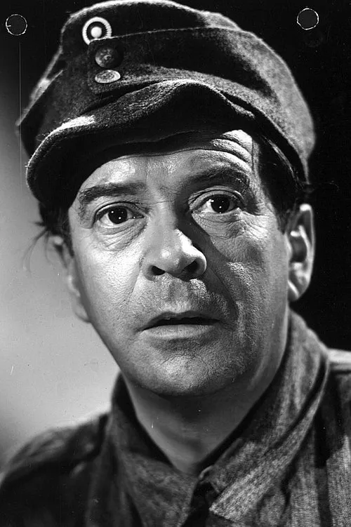 Kaarlo Halttunen interpretando a Tuppurainen