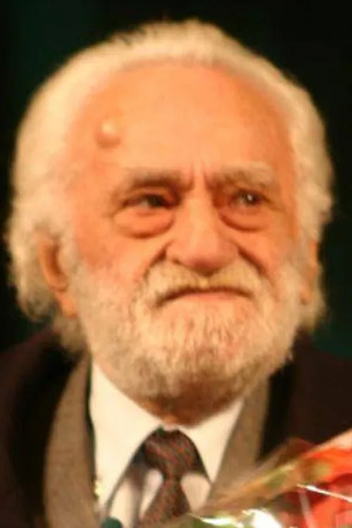 Timo Flloko ha trabajado con Kadri Roshi en 7 ocasiones