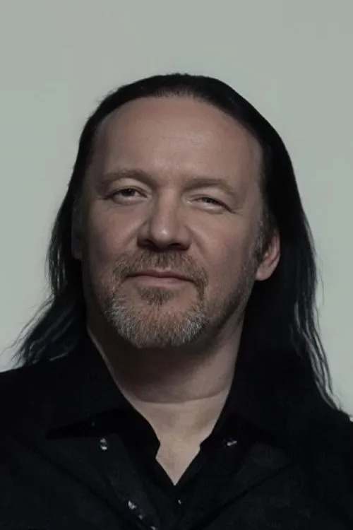 Troy Donockley ha trabajado con Kai Hahto en 11 ocasiones