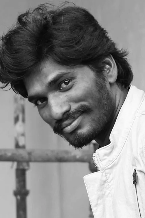 Kailash Waghmare interpretando a