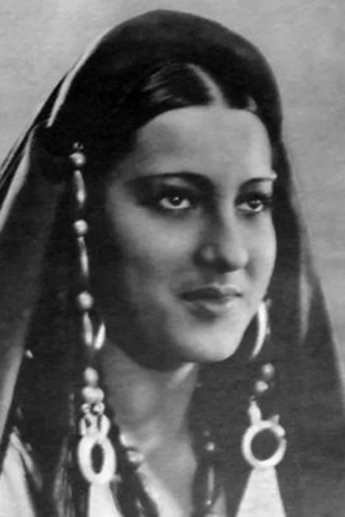 Minnie Brown ha trabajado con Kaissa Robba en 1 ocasiones