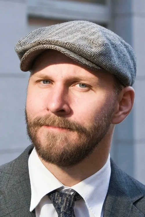 Kalle Lind interpretando a 