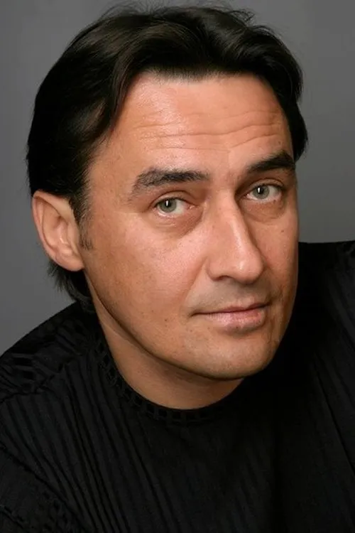 ????????? ??????? ha trabajado con Камиль Ларин en 3 ocasiones