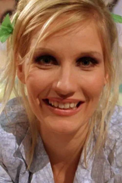 Kamilla Gregersen interpretando a Julie