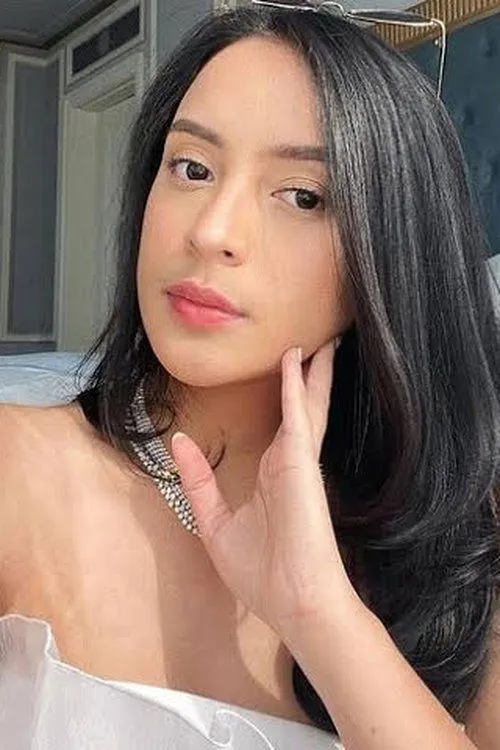 Alif Joerg ha trabajado con Kaneishia en 2 ocasiones