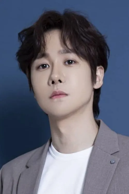 Kang Chan en su biografía y filmografía