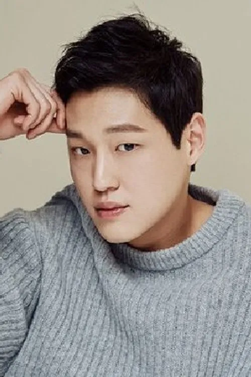 Kang Sang Won — personaje: Lee Man-gil