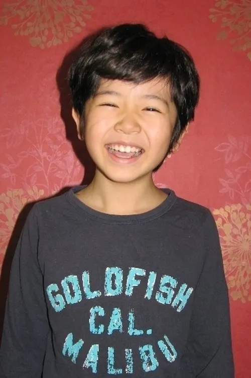 Kang Soo Han — personaje: Tae Pyong