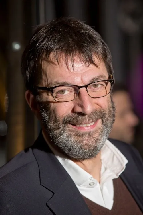 Karel Deruwe interpretando a Mon