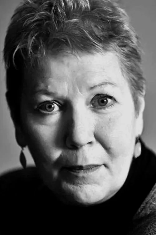 Karen Meagher interpretando a Grace Poole