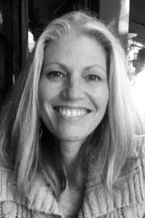 John Simone ha trabajado con Karen Remijan en 1 ocasiones