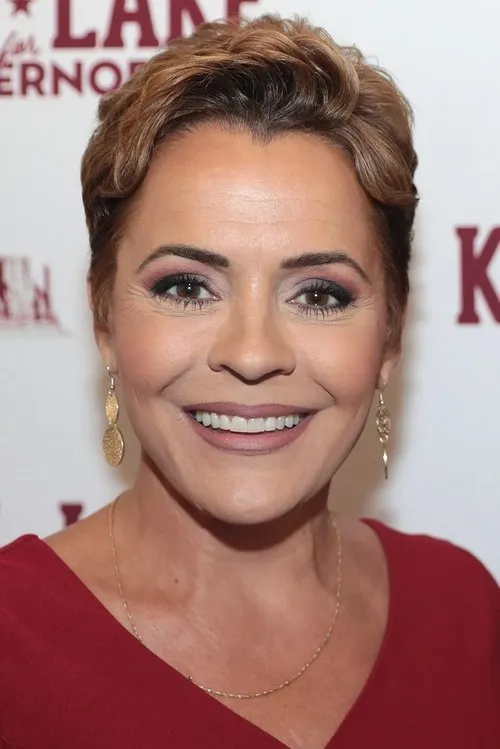 Josh Shapiro ha trabajado con Kari Lake en 1 ocasiones