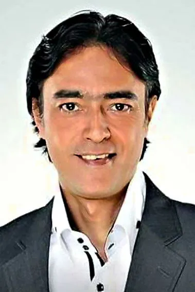 Ismail Farghaly ha trabajado con Karim Kojak en 1 ocasiones