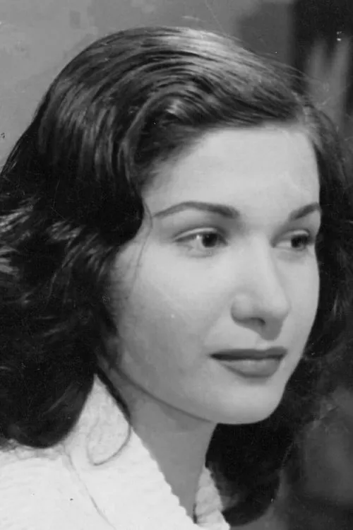 Kariman interpretando a Fatma