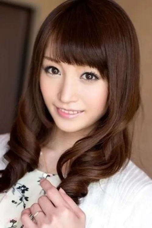 ??? ha trabajado con Karin Itsuki en 1 ocasiones