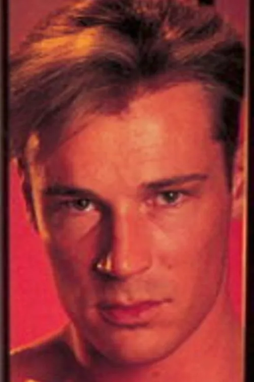 Joey Carr ha trabajado con Karl Radford en 2 ocasiones