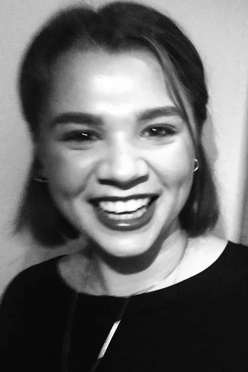 Emma Bones ha trabajado con Karoline Petronella Ulfsdatter Schau en 1 ocasiones