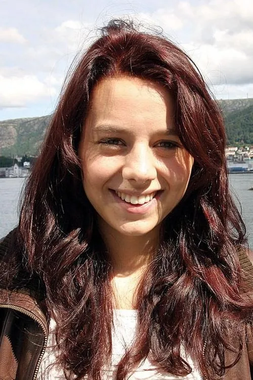 Haddy Jallow ha trabajado con Karoline Stemre en 1 ocasiones