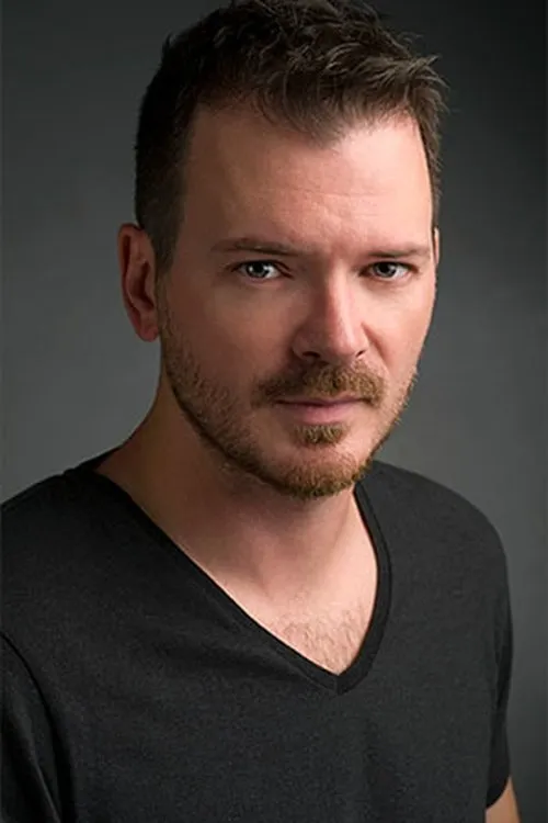 Kartal Balaban — personaje: Emre