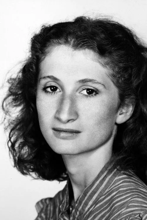 Júlia Huzella ha trabajado con Katalin Lőrinc en 1 ocasiones