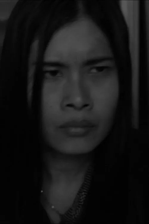 Katarina Dumais interpretando a Rina