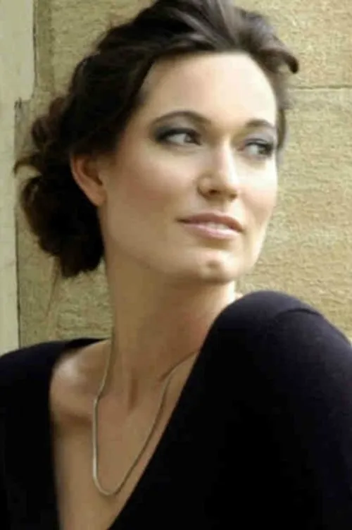 Kate Royal interpretando a Herself