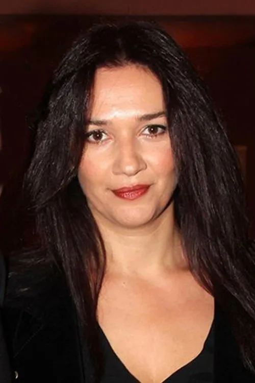 Katerina Papadaki interpretando a Aglaia