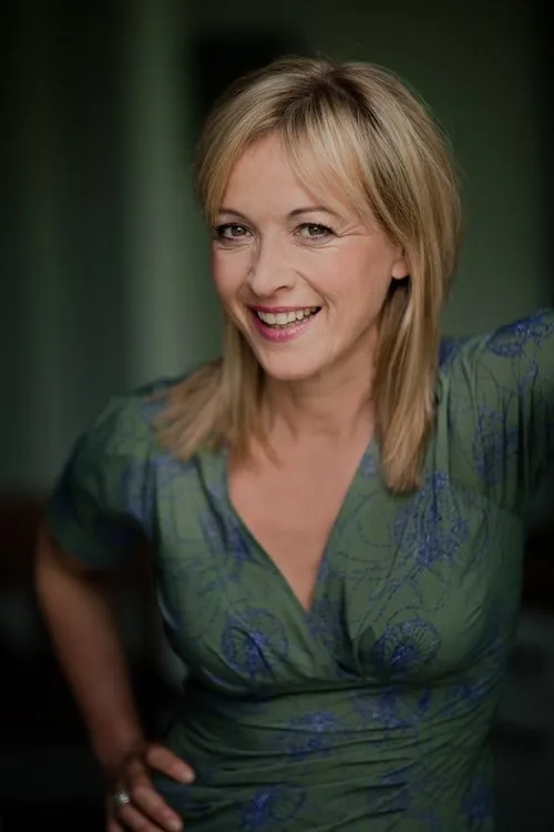 Katharina Abt interpretando a Karen Schönfeld